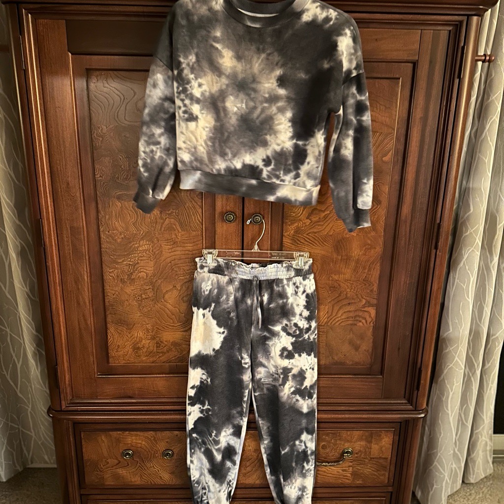 Nordstrom Excellent Condition Girls Matching Set